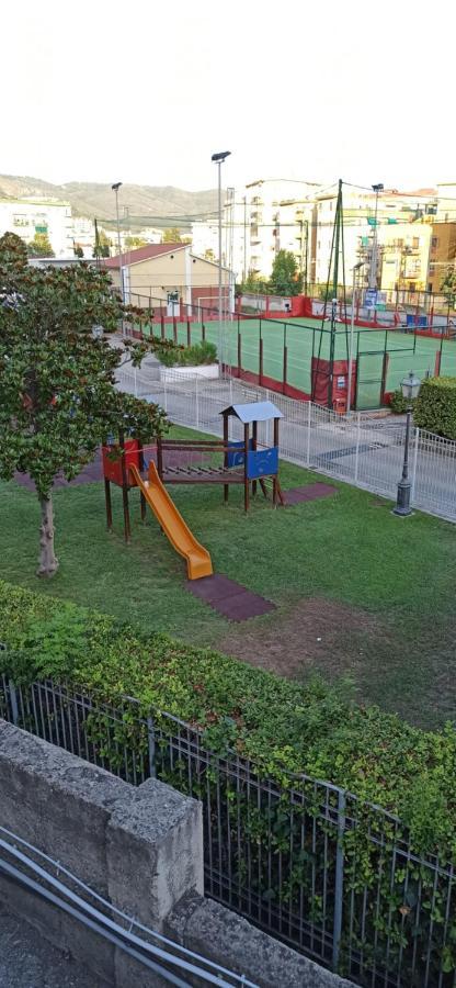 斯特拉住宿加早餐旅馆 萨莱诺 外观 照片